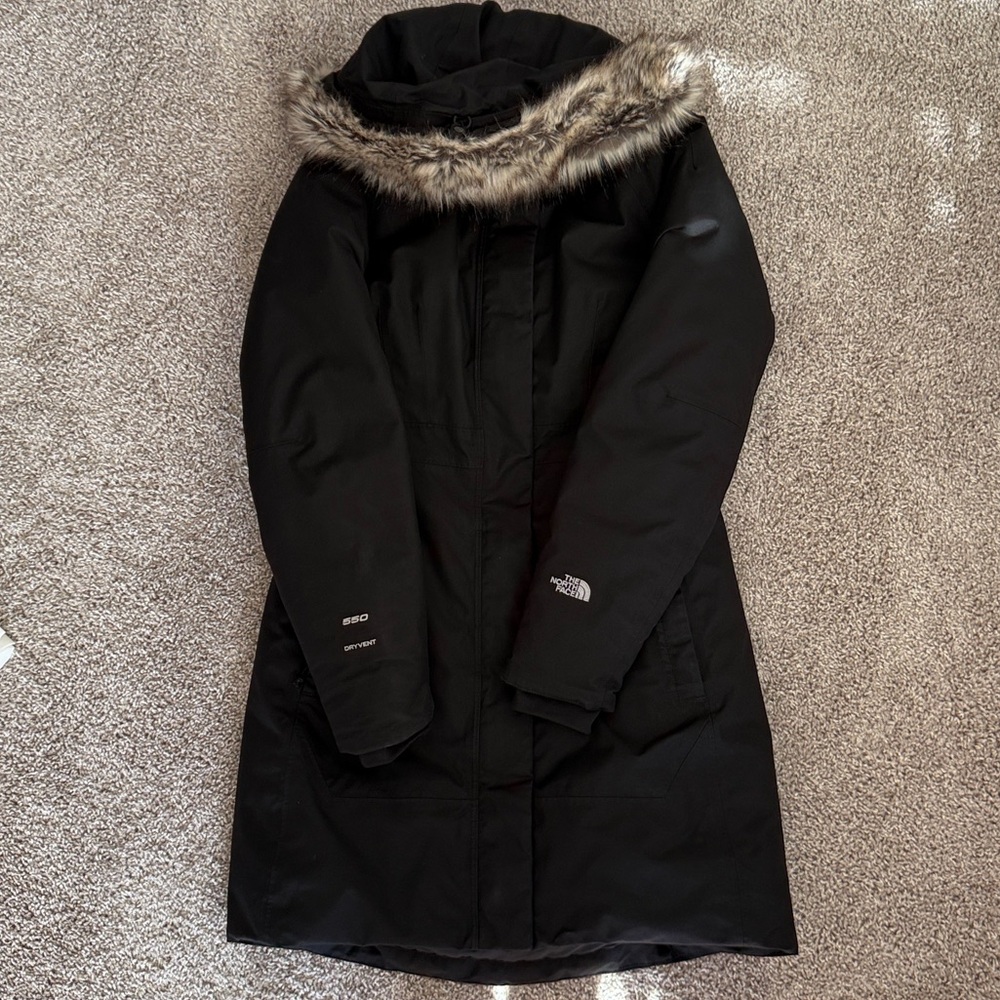 The North Face Women's Black Puffer Jacket